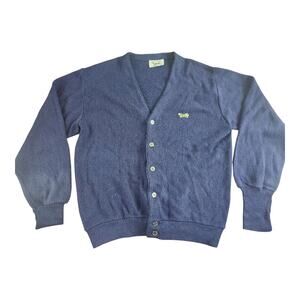 The Fox Sweater JcPenny mens sweater sz med. Blue knit button up vintage union
